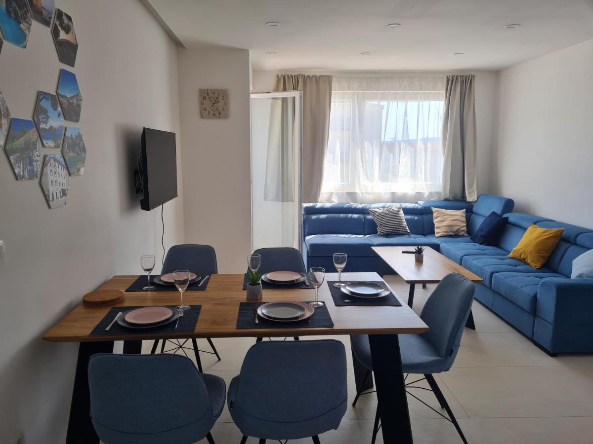 Holiday Apartment Marijana Каштела Экстерьер фото