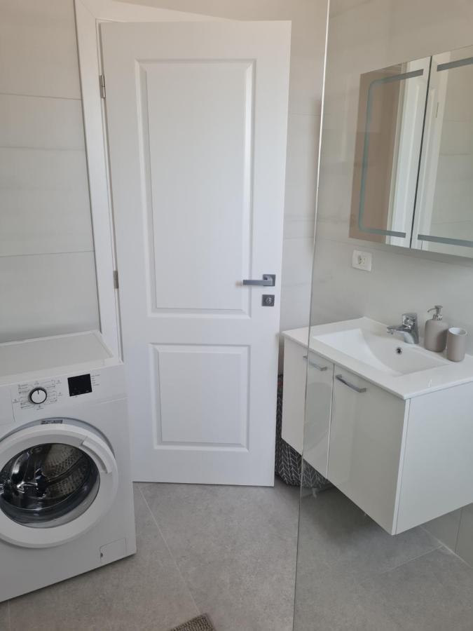 Holiday Apartment Marijana Каштела Экстерьер фото